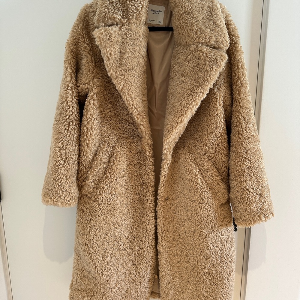 Abercrombie and Fitch Long Teddy Coat Size Small